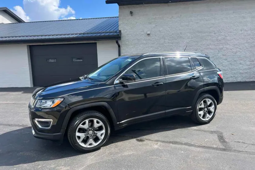 2019 Jeep Compass Limited photo 1