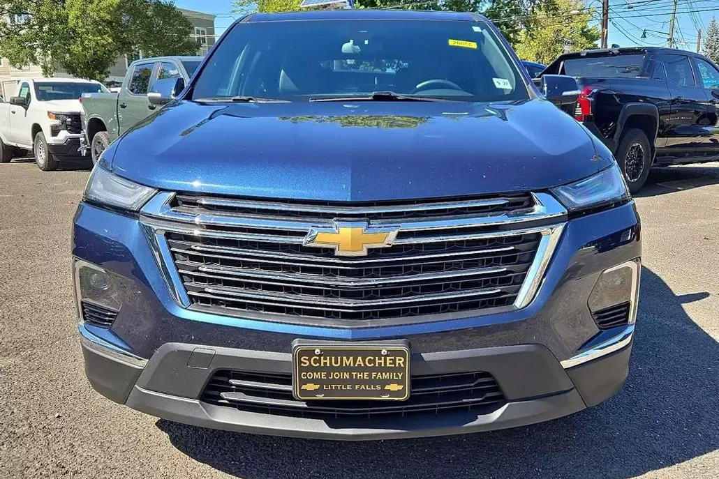 2023 Chevrolet Traverse Leather photo 1
