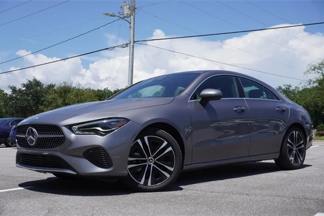 2024 Mercedes Benz CLA 250 photo 1