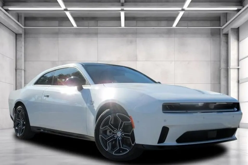 2024 Dodge Charger Daytona R/T photo 1