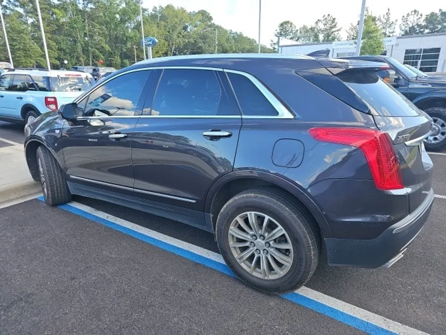 2017 Cadillac XT5 Luxury photo 1