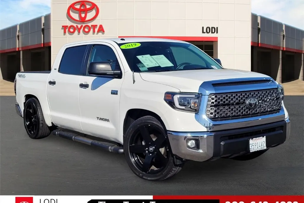 2019 Toyota Tundra SR5 Grade photo 1