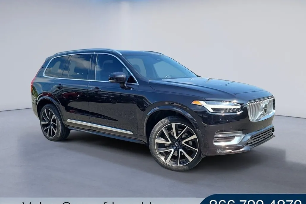 2023 Volvo XC90 AWD Plus photo 1