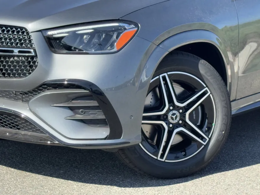2026 Mercedes Benz GLE 450 4MATIC photo 1