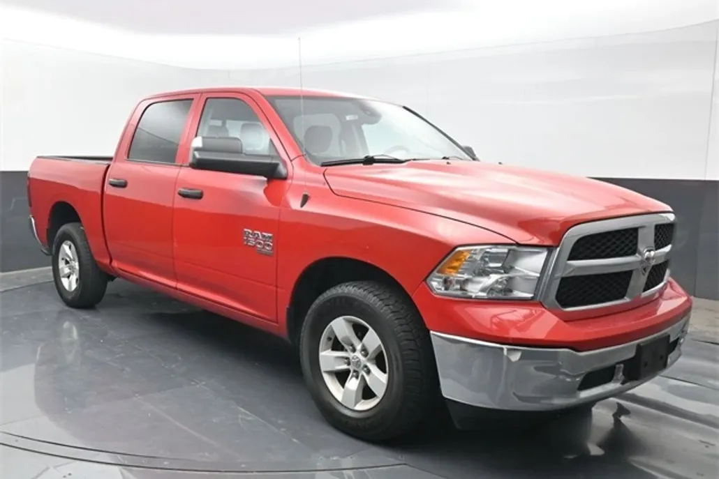 2023 Ram 1500 Classic SLT photo 1