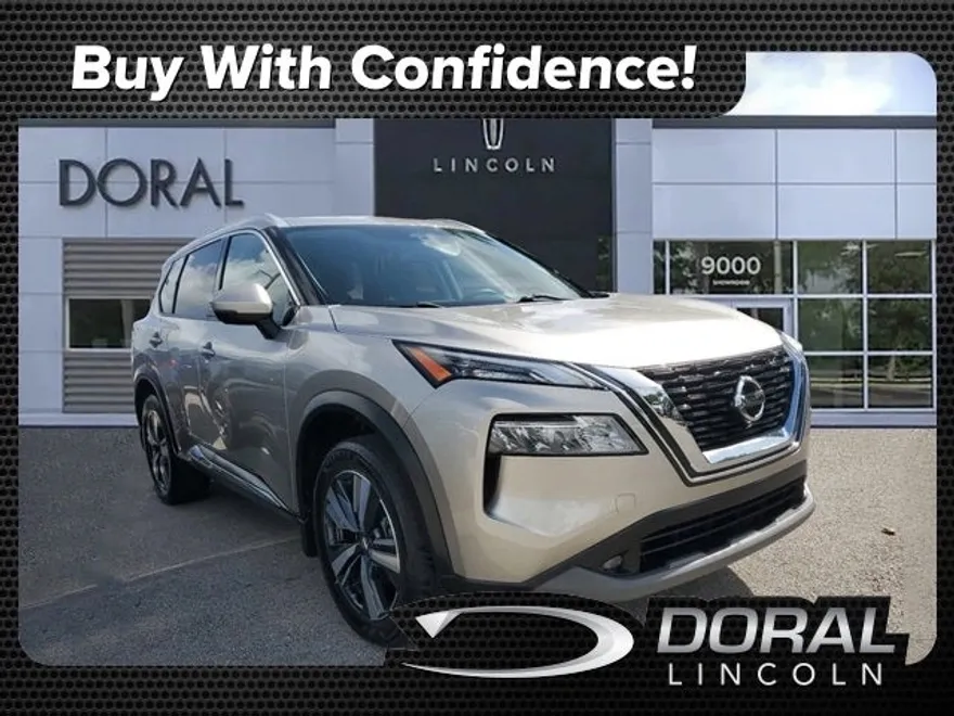 2021 Nissan Rogue SL photo 1