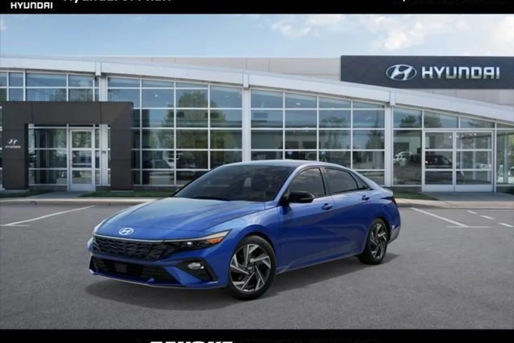 2025 Hyundai Elantra SEL Sport photo 1