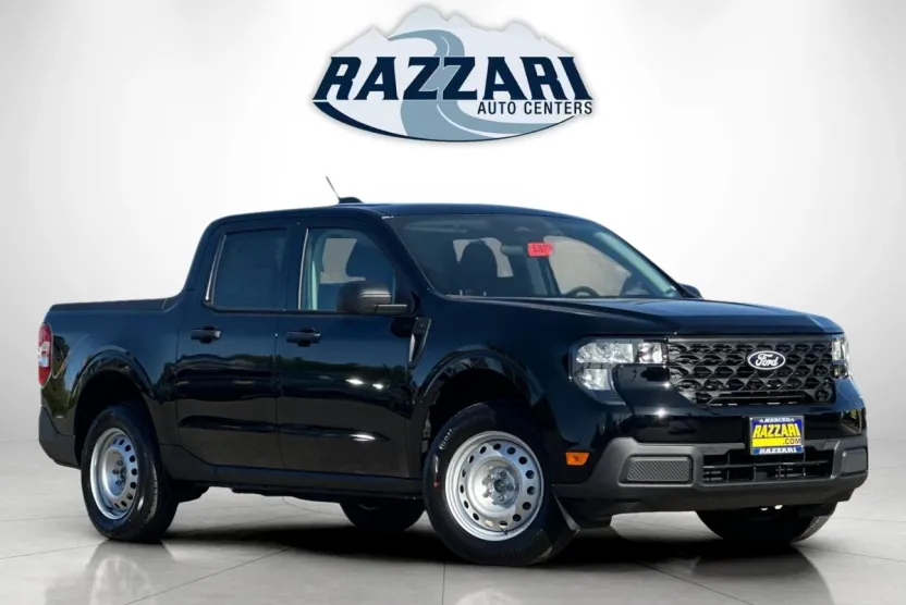 2025 Ford Maverick XL photo 1