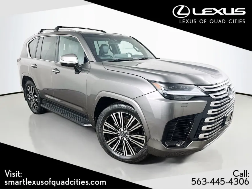 2022 Lexus LX 600 Luxury photo 1