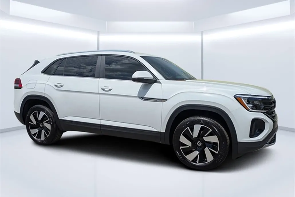 2025 Volkswagen Atlas Cross Sport SE Technology photo 1
