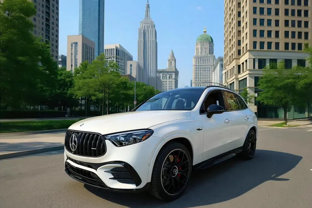 2025 Mercedes Benz GLC AMG photo 1