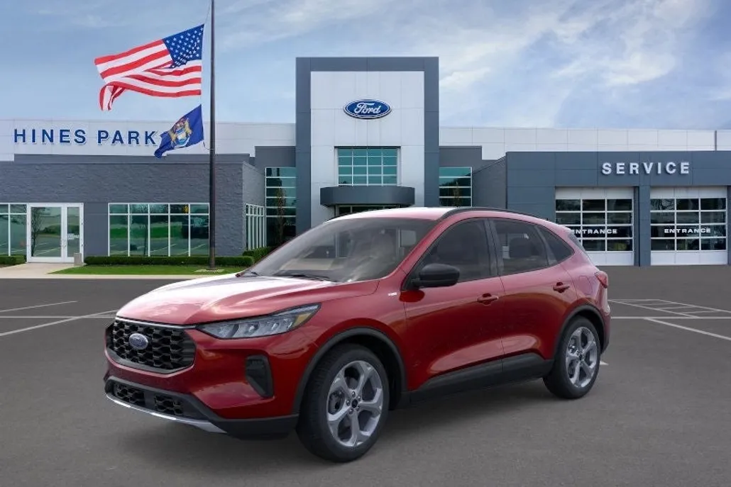 2025 Ford Escape ST-Line photo 1