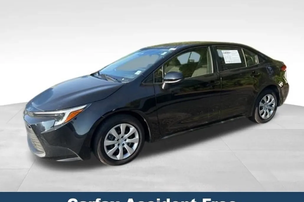 2024 Toyota Corolla Hybrid LE photo 1