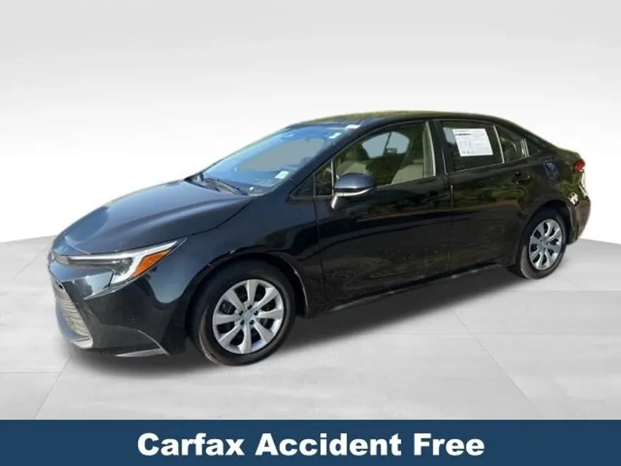 2024 Toyota Corolla Hybrid LE photo 1