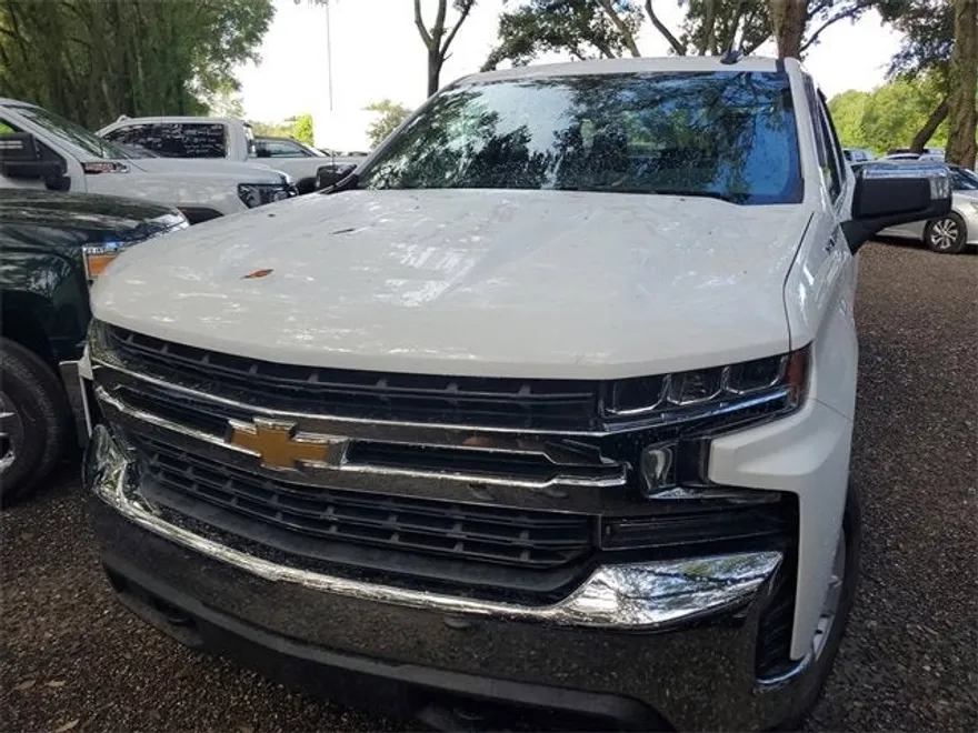 2021 Chevrolet Silverado 1500 LT photo 1