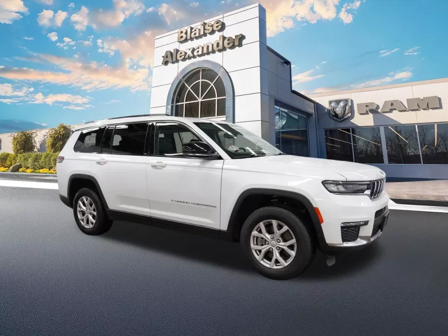 2022 Jeep Grand Cherokee Limited photo 1