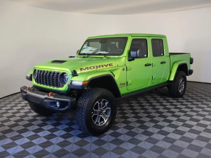 2025 Jeep Gladiator Mojave photo 1