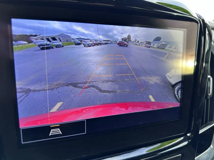 2023 Chevrolet Traverse Cloth photo 1
