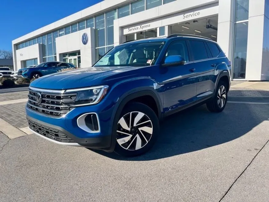 2025 Volkswagen Atlas SE Technology photo 1