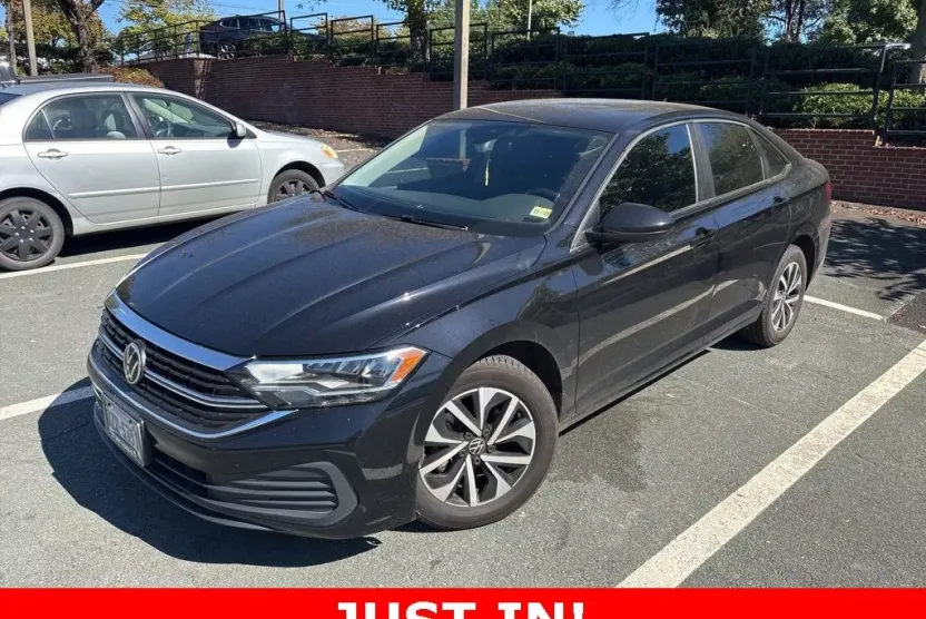 2023 Volkswagen Jetta 1.5T S photo 1