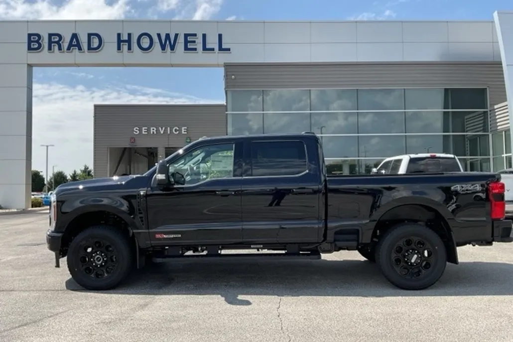 2025 Ford F-350 XL photo 1