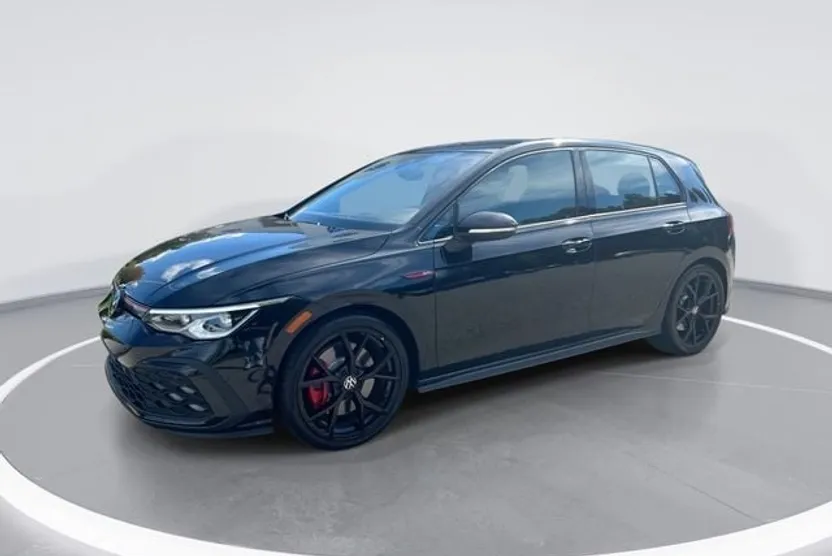 2024 Volkswagen Golf GTI 380 SE photo 1