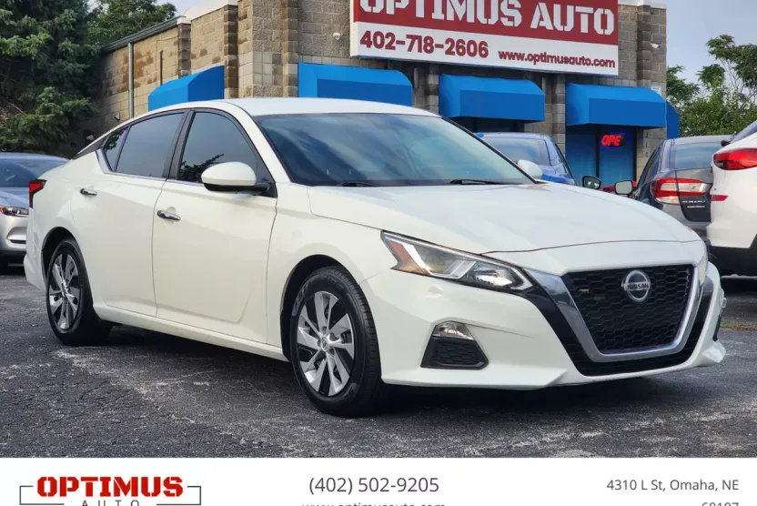 2019 Nissan Altima 2.5 photo 1