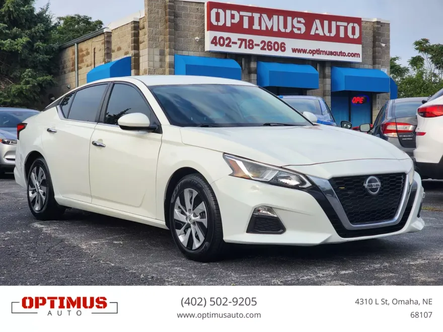 2019 Nissan Altima 2.5 photo 1
