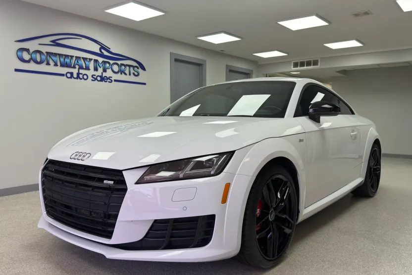 2017 Audi TT Coupe photo 1