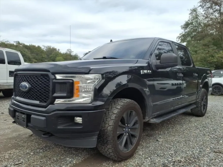 2020 Ford F-150 XL photo 1