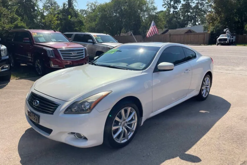 2011 Infiniti G37 Coupe x photo 1