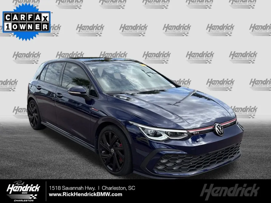 2022 Volkswagen Golf GTI SE photo 1