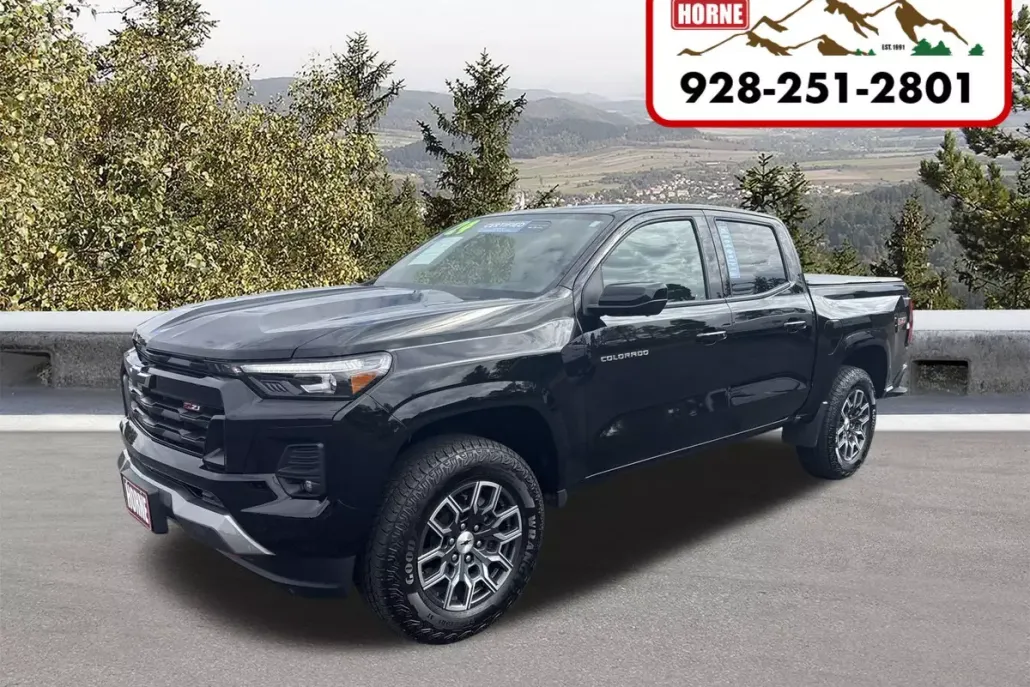 2024 Chevrolet Colorado Z71 photo 1