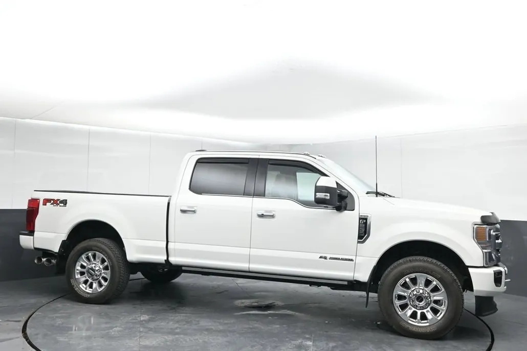 2022 Ford F-250 Limited photo 1