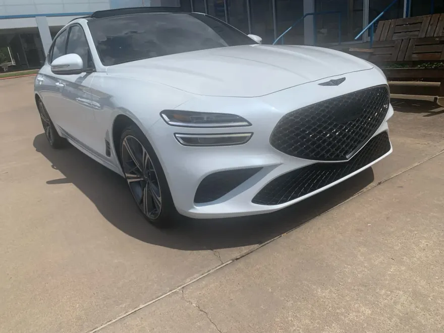 2024 Genesis G70 3.3T Sport Advanced photo 1