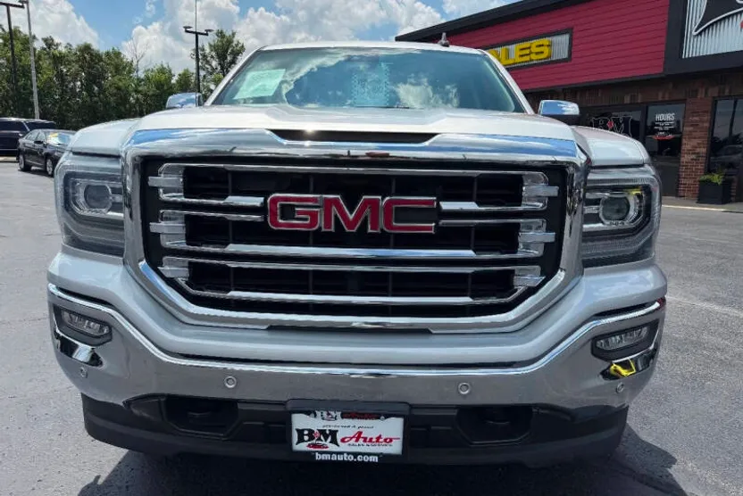 2018 Gmc Sierra 1500 SLT photo 1