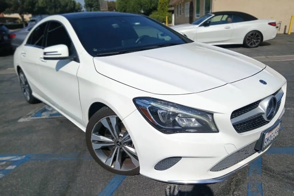 2019 Mercedes Benz CLA 250 photo 1