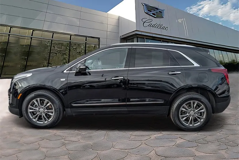 2022 Cadillac XT5 Premium Luxury photo 1