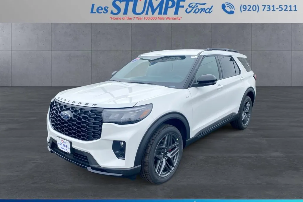 2025 Ford Explorer ST-Line photo 1