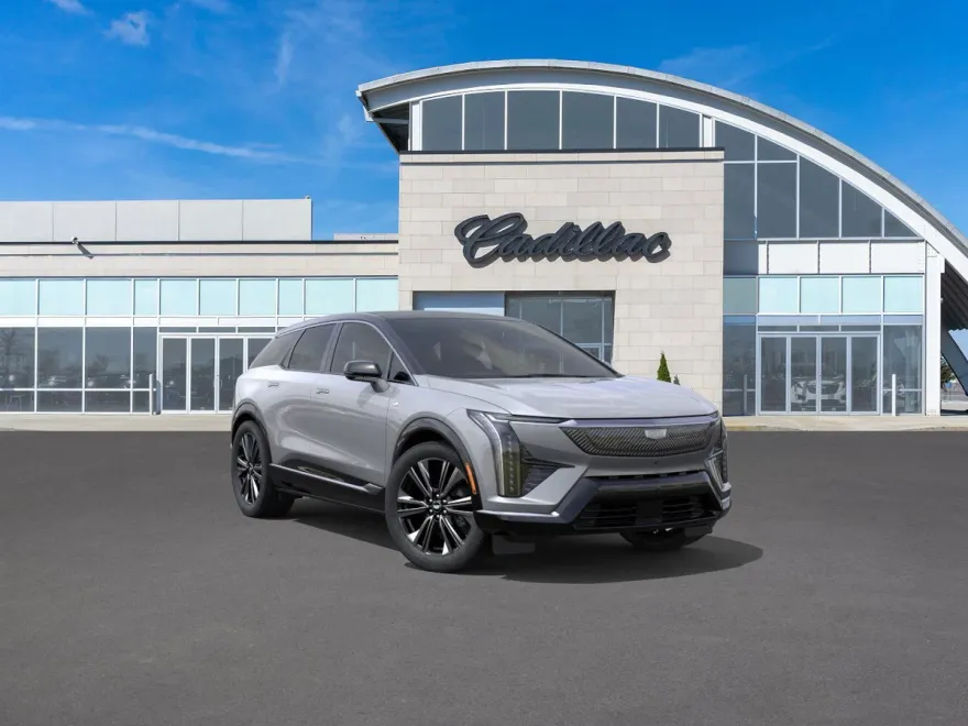 2025 Cadillac Optiq Luxury photo 1