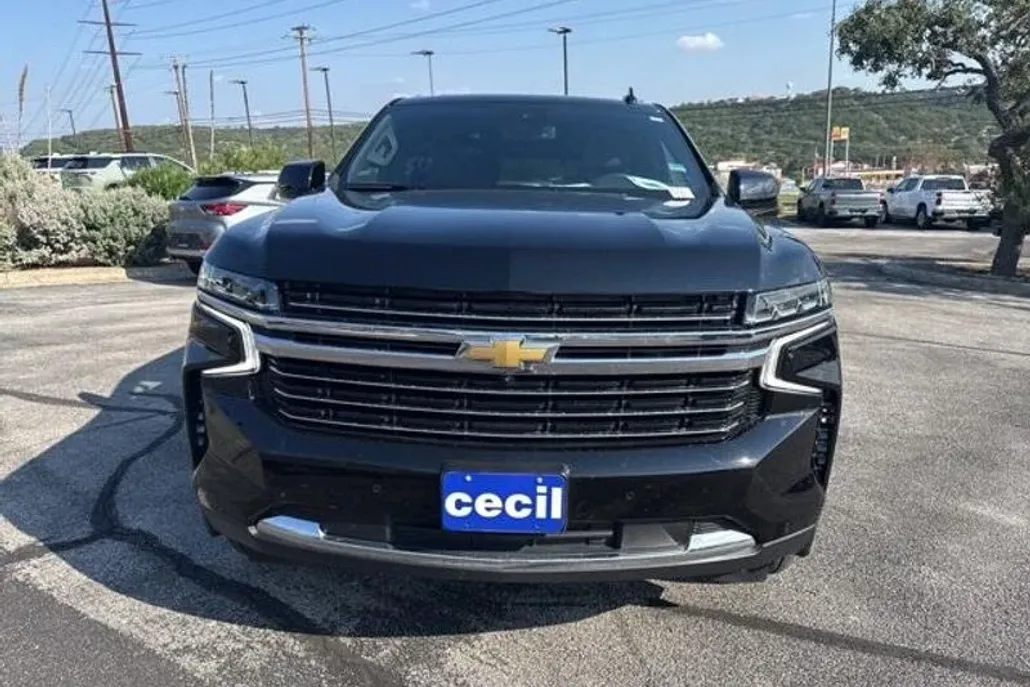 2024 Chevrolet Tahoe LT photo 1