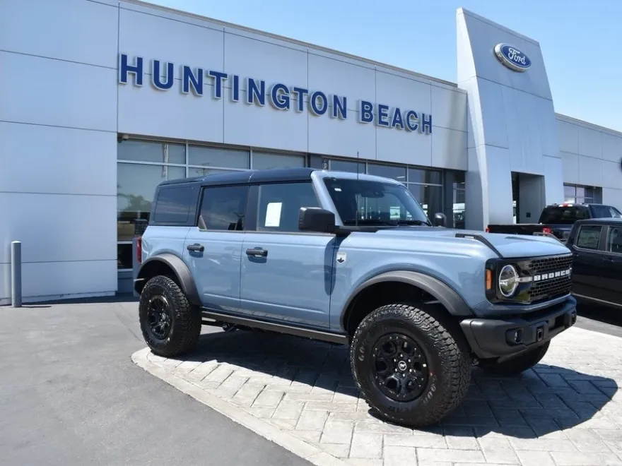 2025 Ford Bronco Big Bend photo 1