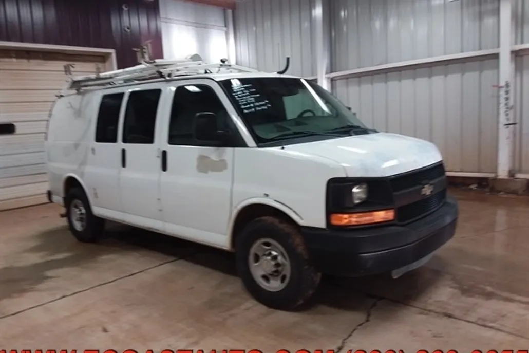 2012 Chevrolet Express Cargo Van photo 1