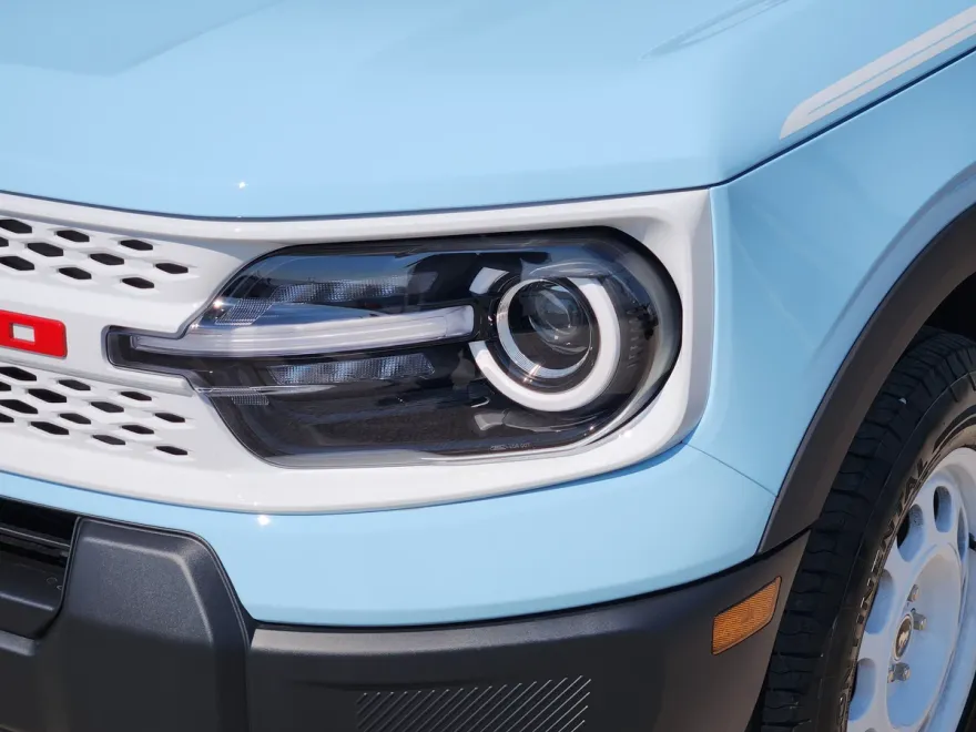 2025 Ford Bronco Sport Heritage photo 1