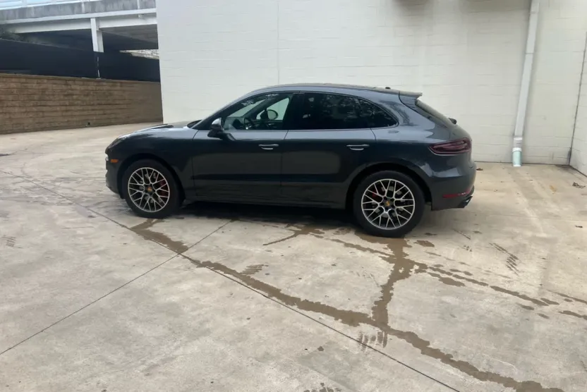 2018 Porsche Macan Turbo Performance Package photo 1