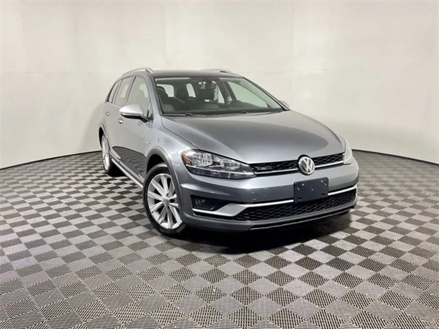 2019 Volkswagen Golf Alltrack TSI S 4Motion photo 1