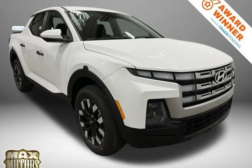 2025 Hyundai Santa Cruz SE photo 1