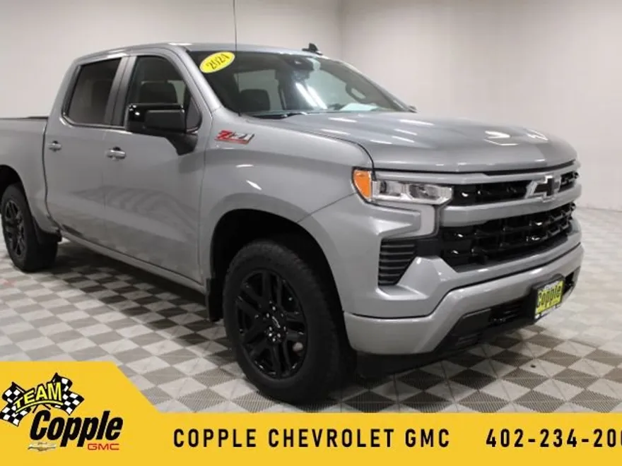 2024 Chevrolet Silverado 1500 RST photo 1