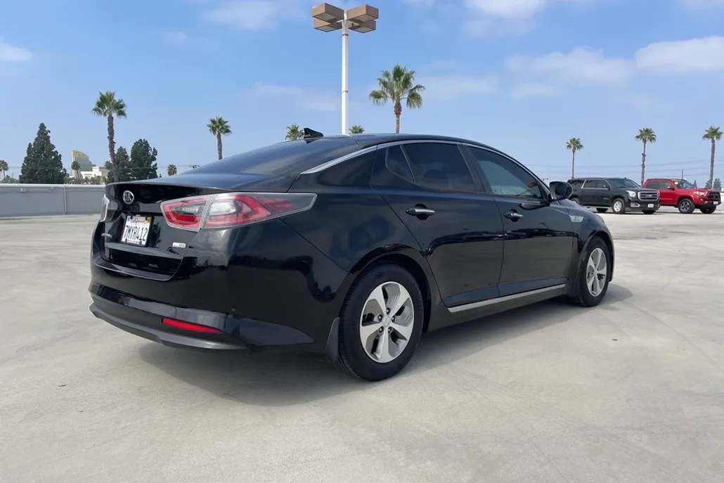 2015 Kia Optima Hybrid EX photo 1