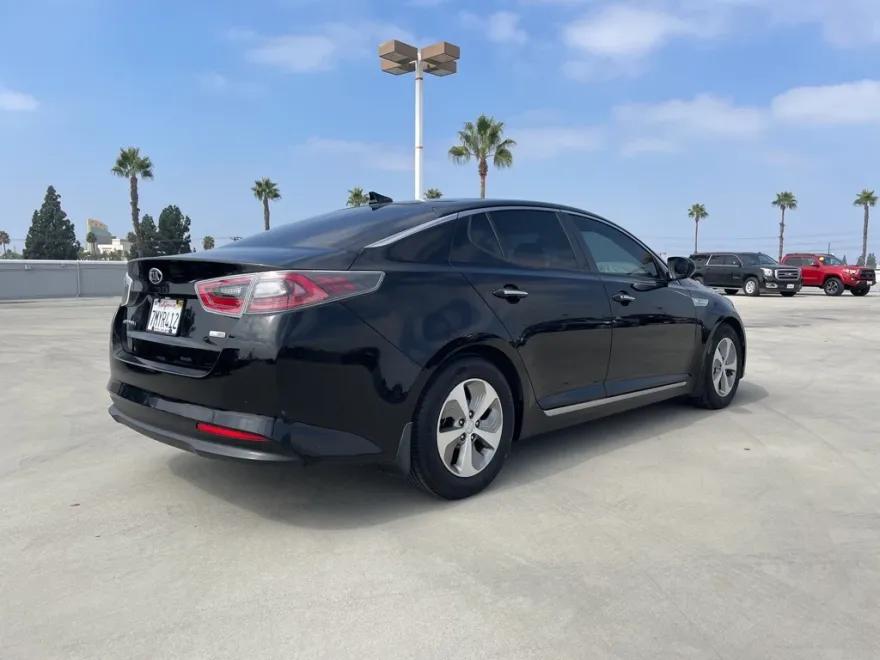 2015 Kia Optima Hybrid EX photo 1